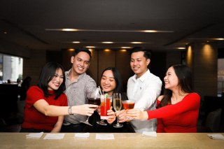 Step into a night of free-flow drinks, festive bites, and the perfect countdown vibe at The Lounge​

Book early, 2026 is calling!​

For inquiries or reservations:​
📞 (02) 8811 6888 ext. 3800​
📱 0917 888 4194​
📧 servicecentre.manila@newworldhotels.com or fbreservations.manila@newworldhotels.com​
🌐 manila.newworldhotels.com​

#NewWorldMakati #NewWorldMakatiHotel #NewWorldHotels