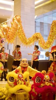 Welcoming the Year with rhythm, prosperity, and vibrant tradition. 🧧🐉

Our halls came alive with the powerful beats of the drum and the dynamic movements of the dragon and lion — symbols of strength, courage, and good fortune for the year ahead.

May this new year bring abundance, happiness, and continued success to all.

Gong Xi Fa Cai! 🏮✨

#NewWorldMakati #LunarNewYear #RiseWithTheHorse #YearOfTheHorse
