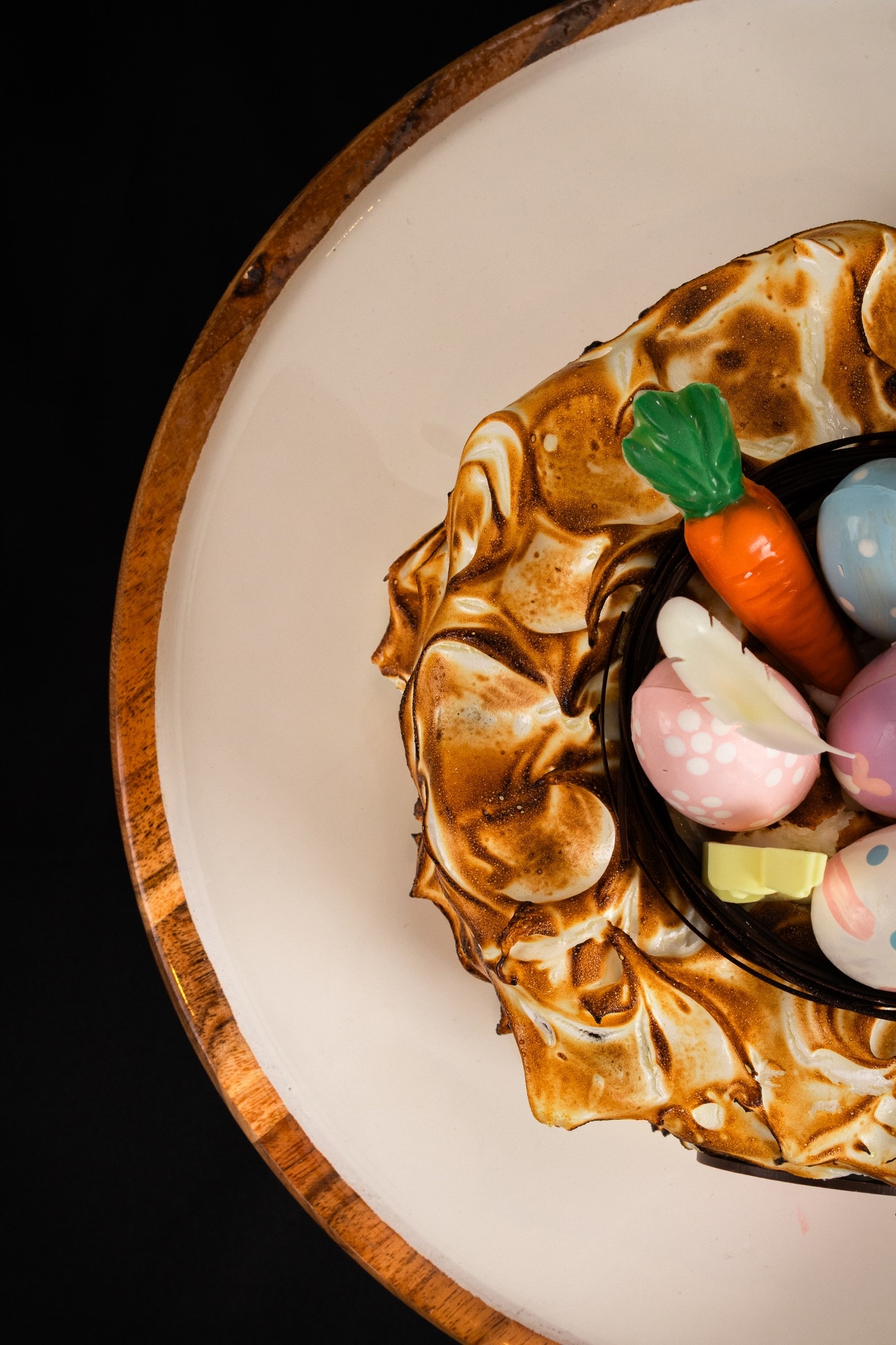 The Shop at New World Makati Hotel has your festive favourites ready to gift or indulge in.

𝗣𝗵𝗽𝟭,𝟳𝟬𝟬 𝗻𝗲𝘁- 𝗖𝗮𝗺𝗽𝗳𝗶𝗿𝗲 (𝗦'𝗺𝗼𝗿𝗲𝘀)
-Marshmallow puff, salted caramel, chocolate ganache
moist chocolate sponge and Biscoff crunch, caramelized on top

Pre-order or visit us today before they’re gone.

📞 (02) 8811 6888 (For General inquiries)
 📱 0917 888 4194 (For F&B inquiries)
📧 enquiry.manila@newworldhotels.com or servicecentre.manila@newworldhotels.com 
🌐 manila.newworldhotels.com 

#NewWorldMakati #NewWorldMakatiHotel #NewWorldHotels #TheShop