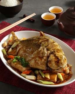 Discover the flavors that define Jasmine. ✨

Indulge in a selection of Jasmine Menu Highlights, featuring expertly crafted Cantonese favorites, signature specialties, and timeless classics—all prepared with precision and premium ingredients.

From dim sum delights to roasted specialties and comforting mains, each dish is thoughtfully curated for a refined dining experience, perfect for family gatherings, business lunches, and special occasions.

Experience the art of Cantonese dining at Jasmine, New World Makati Hotel.
Reserve your table today.

#NewWorldMakati #JasmineMakati #CantoneseCuisine #DiningInMakati #ChineseCuisine #NWMNL #JasmineHighlights ✨​
​
📞 (02) 8811 6888 (For General inquiries)​
📱 0917 888 4194 (For F&B inquiries)​
📧 enquiry.manila@newworldhotels.com or servicecentre.manila@newworldhotels.com​
🌐 manila.newworldhotels.com​
​
#NewWorldMakati #NewWorldMakatiHotel #NewWorldHotels