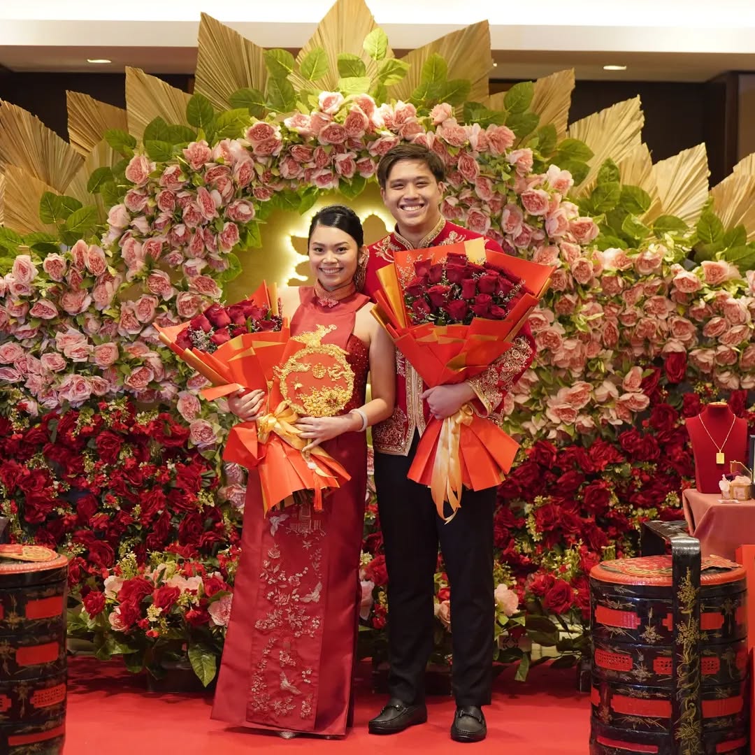 A timeless union, celebrated with tradition and love ​💍

At New World Makati Hotel, we were honored to be part of Bryce and Chen’s Tinghun ceremony - a beautiful testament to heritage, family, and new beginnings.

From the grand entrance to the intimate moments shared, every detail reflected the couple’s journey and the promise of a future together.​

📸 LAE Studio

For event inquiries:​
📞(02) 8811 6888 ext. 3244 or 3259​
📱 0917 849 2457 / 0917 811 9051​
📧 catering.manila@newworldhotels.com​
🌐 manila.newworldhotels.com​

Disclaimer: All rights to the images/video/music featured in this post are fully owned by their respective copyright holders​
​

#NewWorldMakati #NewWorldMakatiHotel #NewWorldHotels